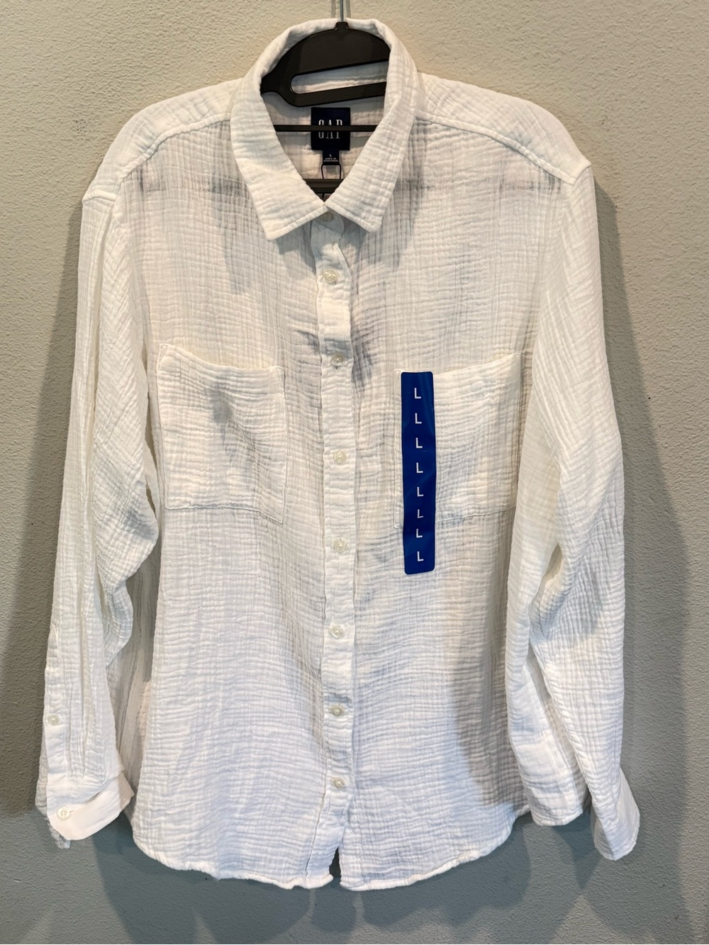 Gap Womens L White Crinkle Gauze Long Sleeve Button Down Shirt Pocket Front